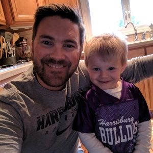 Meet your Posher, Aaron